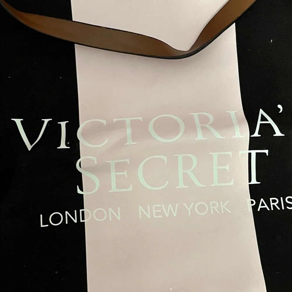 Victoria's Secret Black and White Shoulder Bag
